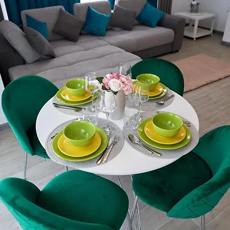 Yst Luxury Apartament Năvodari