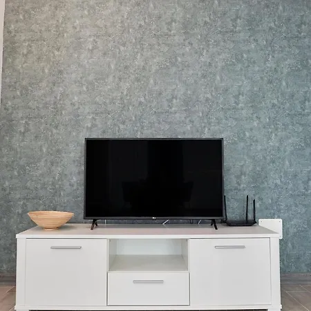 Yst Luxury Apartament Appartement *