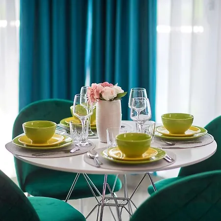 Yst Luxury Apartament Năvodari