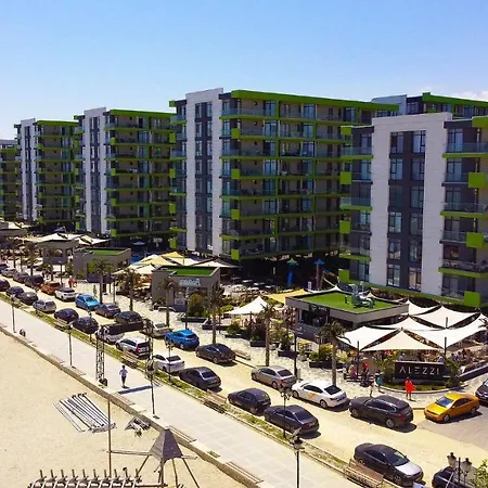 Yst Luxury Apartament Appartement Năvodari